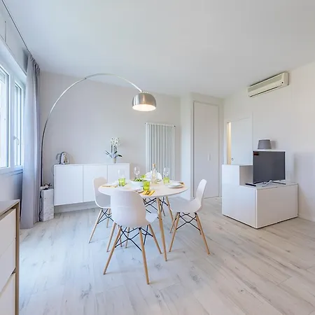 Appartamento Valeria By Wonderful Italy Sirmione Exterior photo