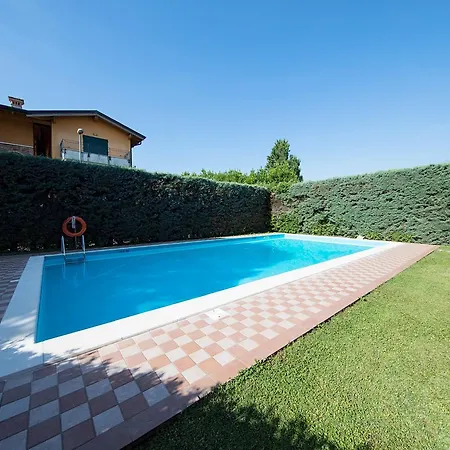 Appartamento Valeria By Wonderful Italy Sirmione Exterior photo